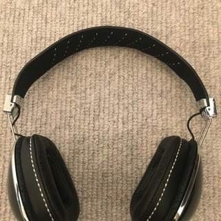ヘッドホン　スカルキャンディ AVIATOR 