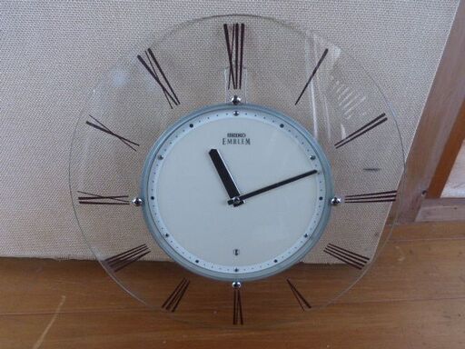 セイコー　高級電波　掛け時計　エンブレム　曲げガラス