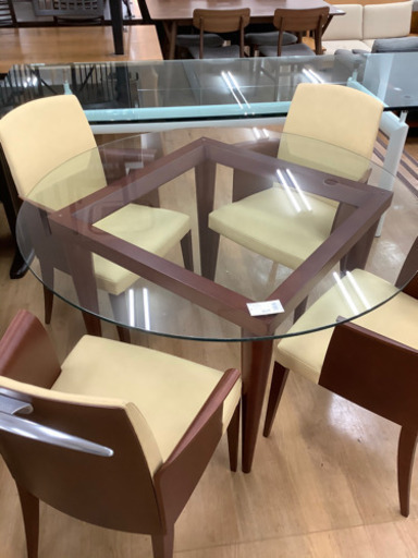 【取りに来れる方限定】AD COREのダイニング5点セットです！