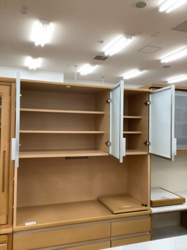 【取りに来れる方限定】エコーの3枚扉レンジボード売ります！