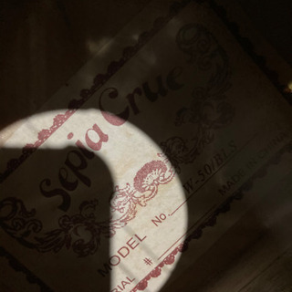 Sepia Crue ミニギターの画像