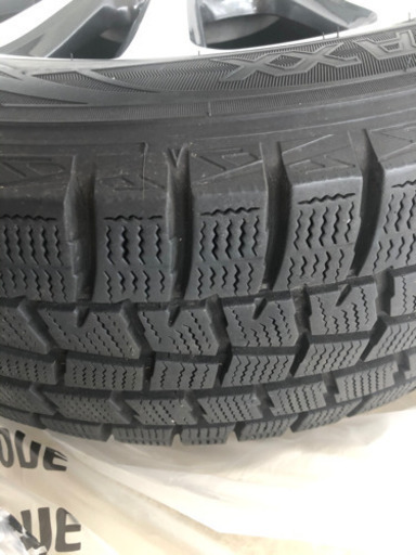 値下げしました！トヨタ エスクァイア 後期 純正アルミホイール スタッドレスタイヤ (スノータイヤ) ZWR80純正  ノア ヴォクシ