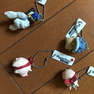 今では激レア　メイプルストーリーのフィギア　1個の値段ですの画像