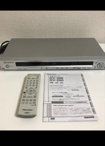 DVDプレーヤーと扇風機