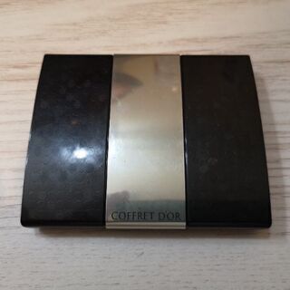 ★COFFRET D'OR★アイシャドウの画像