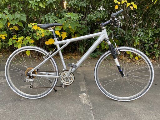 マウンテンバイク GT BACKWOODS 26インチ シルバー