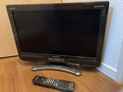 テレビ　SHARP AQUOS 20型　2010年製