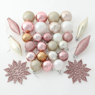 クリスマスツリーとオーナメントのセットの画像