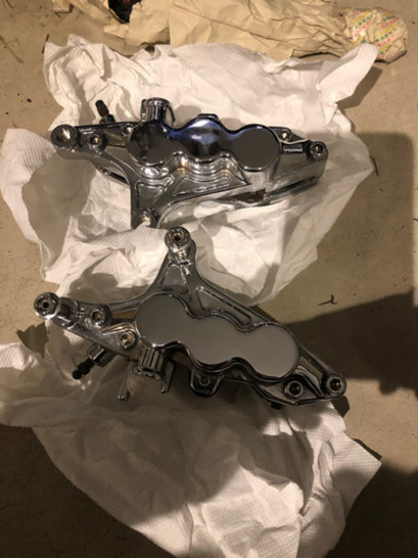 前期型gsx1300r隼　純正フロントキャリパークロームメッキ