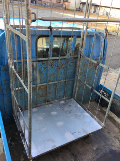 スーパーや倉庫用ワゴン台車、キャスター付き