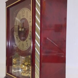 オルゴール時計の画像