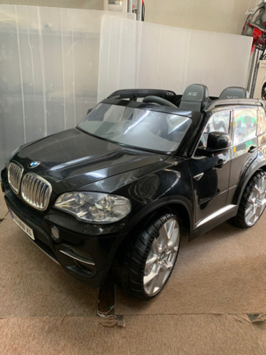 トイザらス　AVIGO　電動乗用　BMWーＸ5