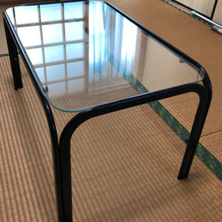 ガラステーブル 2個セットの画像