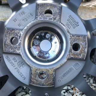 コンパクトカー用 アルミホイール付きスタッドレスタイヤ★175/70R14 84Q★の画像