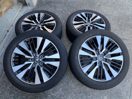 タイヤ18インチ新品同様