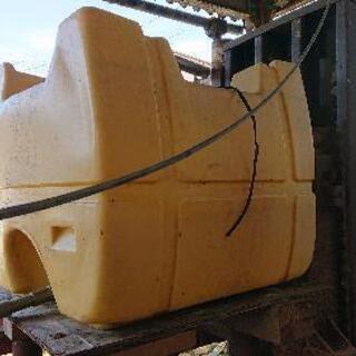 タンクローリー350Lの画像