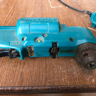 ジャンク マキタ 10mm電池アングルドリルの画像