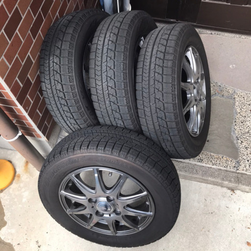 スタッドレスタイヤ　ホイール　受け渡し決定してます！