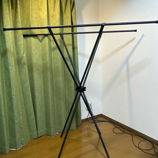 スリム収納物干し ブラックの画像