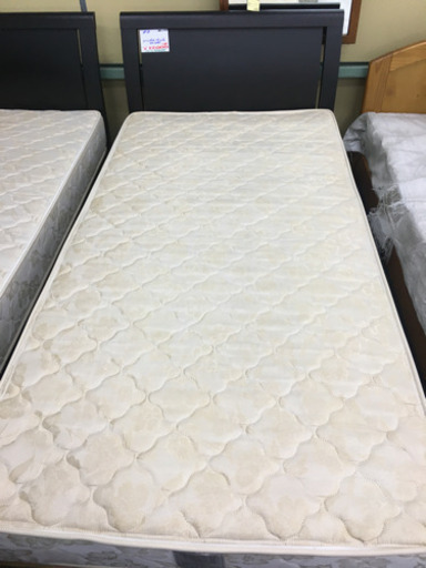 sk0774 【中古】宮付きシングルサイズ　スノコベッド　(マットレス付き)