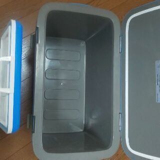 【大特価】クーラーボックス大小セット（使用感あり）の画像