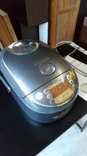 【中古品】象印 圧力IH炊飯ジャー 5.5合