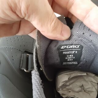 （直接手渡し希望(送料負担で発送可)）　新品　SPDシューズ　Giro Men's Privateer Rの画像