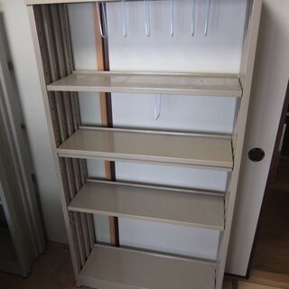 スチール製本棚(2)、差し上げます。