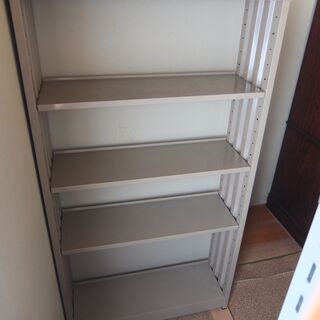 スチール製本棚(3)、差し上げます。の画像