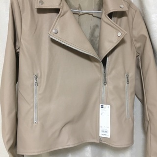 新品GU フェイクレザージャケット