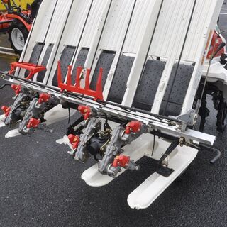ヤンマー 4条植 田植え機 VP4C ペダル変速 6.2馬力 セル付き ロータリ式 整備済み品 自社配送可(地域限定) 引き取り歓迎の画像