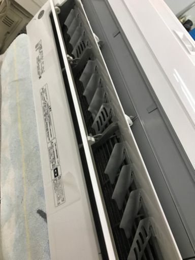 TOSHIBA 東芝 RAS-F221RT-W 2019年製 6～8畳用 ルームエアコン