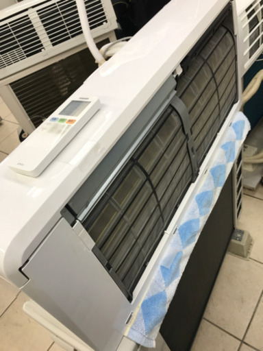 TOSHIBA 東芝 RAS-F221RT-W 2019年製 6～8畳用 ルームエアコン