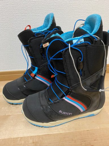 新品未使用　スノボブーツburton26.5