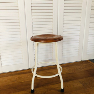 スツール　アイアン　座面無垢材　頑丈　シャビー　アジアンの画像