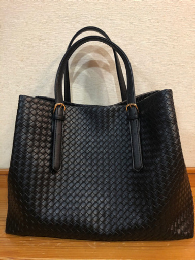 新品同様　美品ボッテガ風トートバッグ