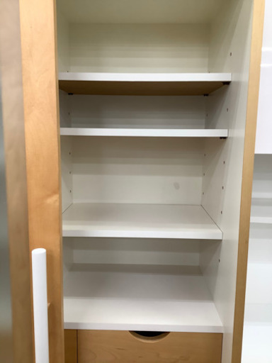 【取りに来れる方限定】2枚スライド扉の食器棚売ります！