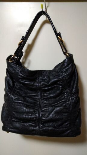 FURLA 黒 ハンドバッグ 本革