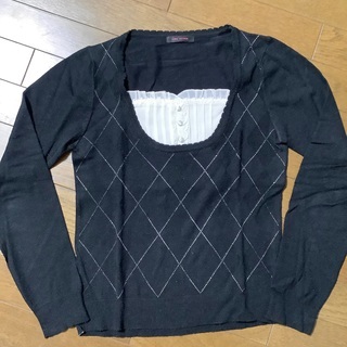 黒ニット