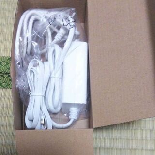 au speed Wi-Fi HOME  値下げの画像