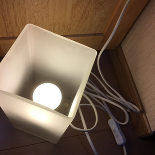 【取引決定】再値下げ！テーブルライトの画像