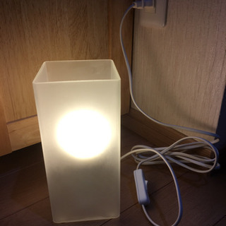 【取引決定】再値下げ！テーブルライトの画像