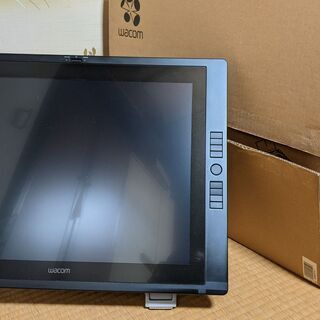 【液晶ペンタブレット】Wacom 21.3インチ Cintiq21UX・クラシックペン付属　PCで絵を描く作業用に