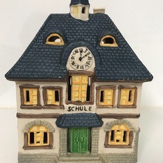 【美品】陶製キャンドルハウス (ドイツの学校)