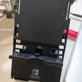 【受け渡し者決定】Nintendo Switch 新型　ネオンブルー・レッドの画像