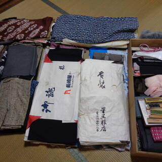 ☆★hf 着物 いろいろ まとめて 大量 タンスの引き出し４個分...