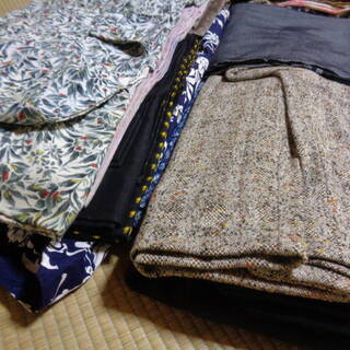 ☆★hf 着物 いろいろ まとめて 大量 タンスの引き出し４個分■リメイク材料/手芸/マスク作り布/パッチワーク/小物/着付け練習/レンタルの画像