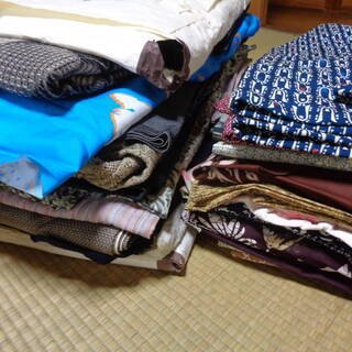 ☆★hf 着物 いろいろ まとめて 大量 タンスの引き出し４個分■リメイク材料/手芸/マスク作り布/パッチワーク/小物/着付け練習/レンタルの画像