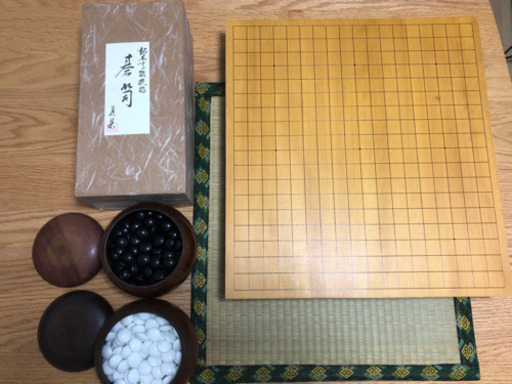 碁盤 / 碁石 セット 桐蓋付 碁盤 / 碁石 セット 桐蓋付 碁盤 / 碁石