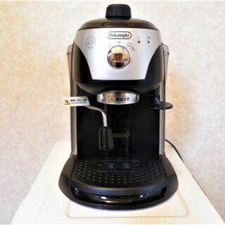国内正規品 Delonghi デロンギ エスプレッソ＆カプチ-ノマシンの画像